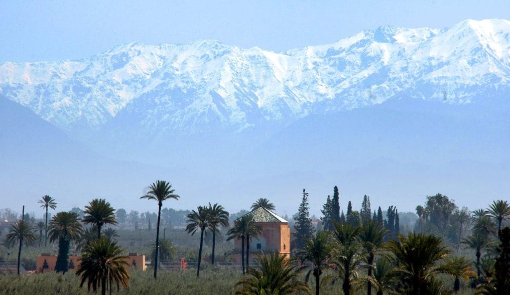 Cars to rent on weekends in Marrakech — car rental promotion in Morocco