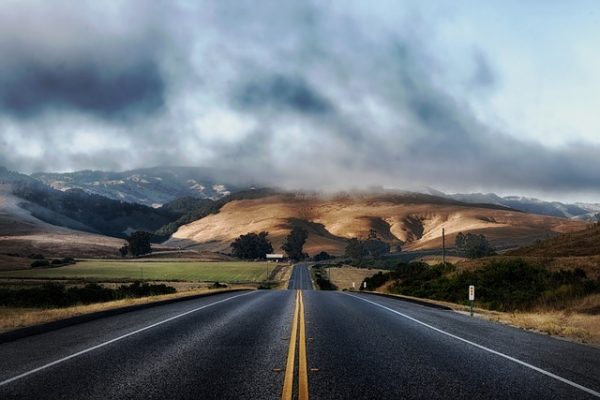 What is the Best Way to Get Around in Morocco? — EKSCARS article